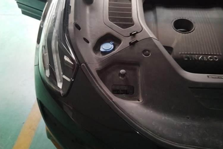 Used Lynk & Co 05 2022 2.0T Two-Wheel Drive Shine Halo Engine Bay Right