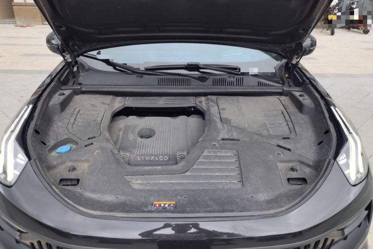 Used Lynk & Co 05 2022 2.0TD Four-Wheel Drive Dynamic Halo Engine Bay