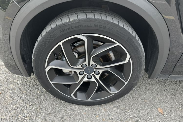 Used Lynk & Co 05 2022 2.0T Two-Wheel Drive Shine Halo Exterior 2