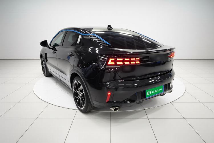Used Lynk & Co 05 2022 2.0T Two-Wheel Drive Shine Halo Exterior 2