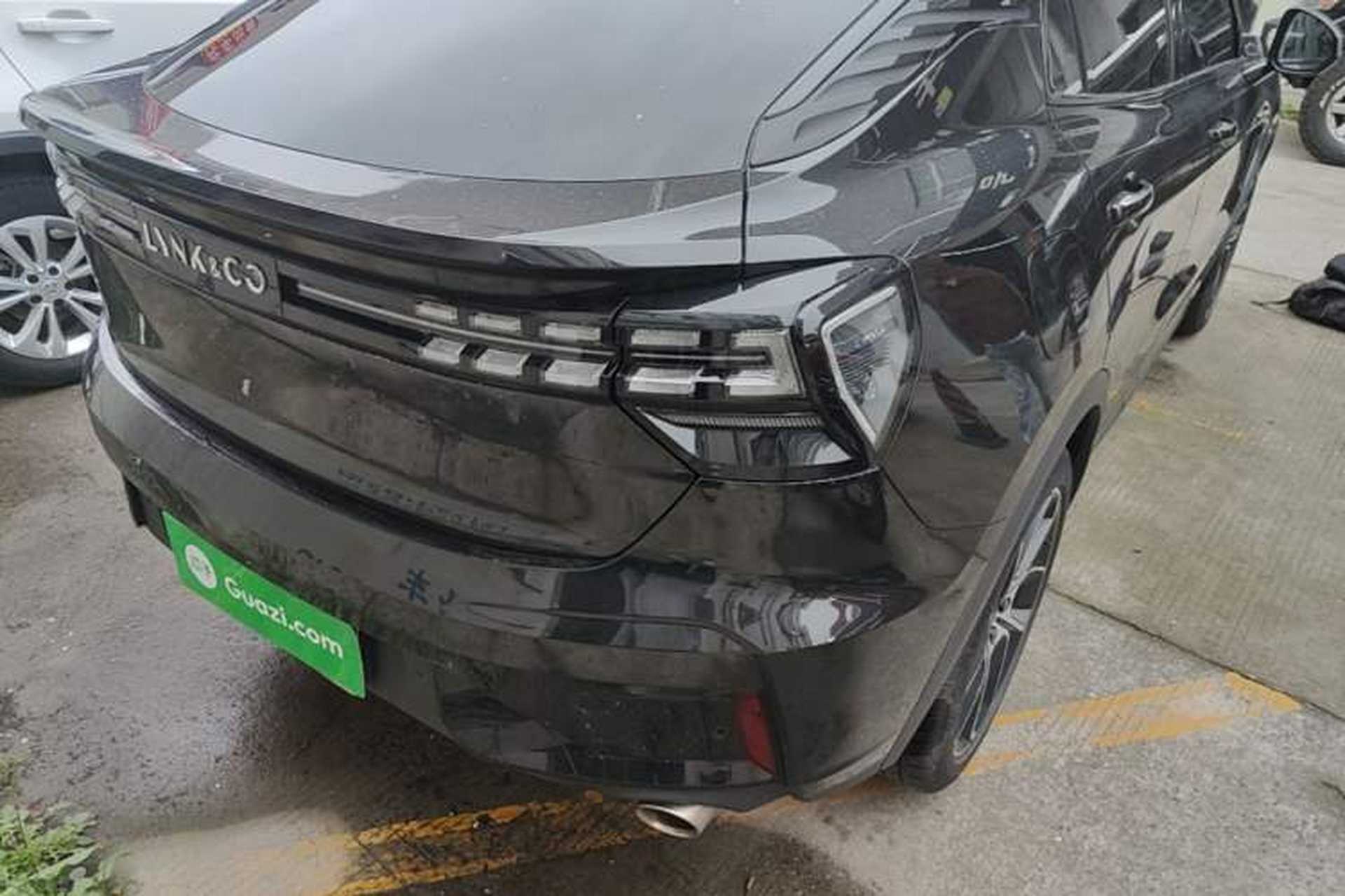 Used Lynk & Co 05 2022 2.0T Two-Wheel Drive Shine Halo Exterior 3