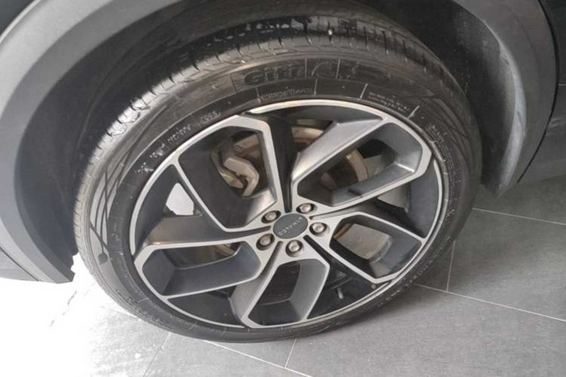 Used Lynk & Co 05 2022 2.0T Two-Wheel Drive Shine Halo Exterior 5