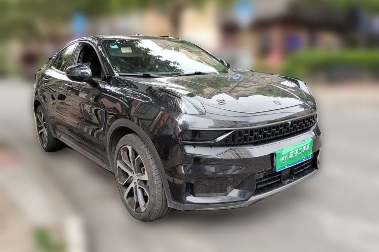 Used Lynk & Co 05 2022 2.0TD Four-Wheel Drive Dynamic Halo Front Right 45 Deg