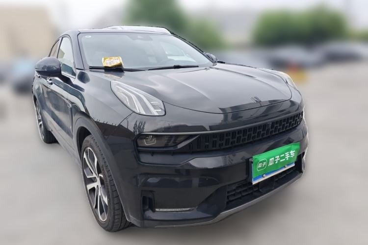 Used Lynk & Co 05 2022 2.0TD Four-Wheel Drive Dynamic Halo Front Right 45 Deg