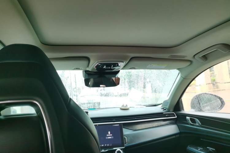 Used Lynk & Co 05 2022 2.0T Two-Wheel Drive Shine Halo Headliner