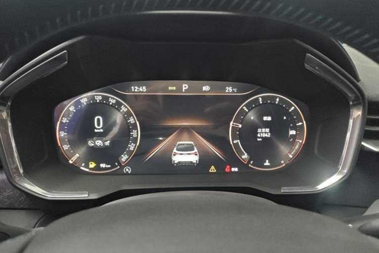 Used Lynk & Co 05 2022 2.0T Two-Wheel Drive Shine Halo Instrument Cluster