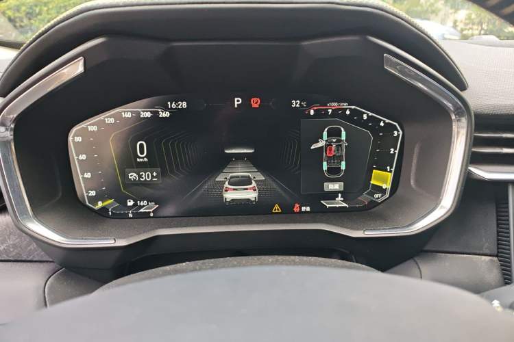Used Lynk & Co 05 2022 2.0T Two-Wheel Drive Shine Halo Instrument Cluster