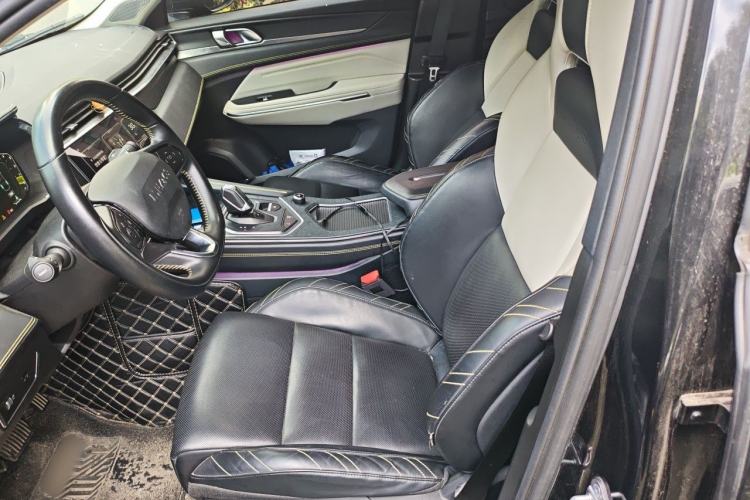 Used Lynk & Co 05 2022 2.0T Two-Wheel Drive Shine Halo Left Front Seat