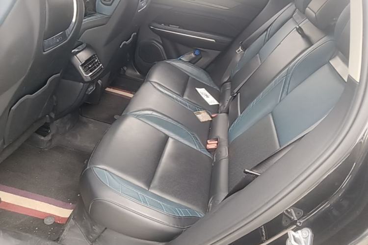 Used Lynk & Co 05 2022 2.0T Two-Wheel Drive Shine Halo Left Rear Seat