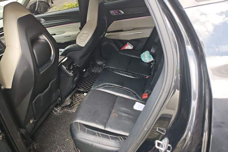 Used Lynk & Co 05 2022 2.0T Two-Wheel Drive Shine Halo Left Rear Seat