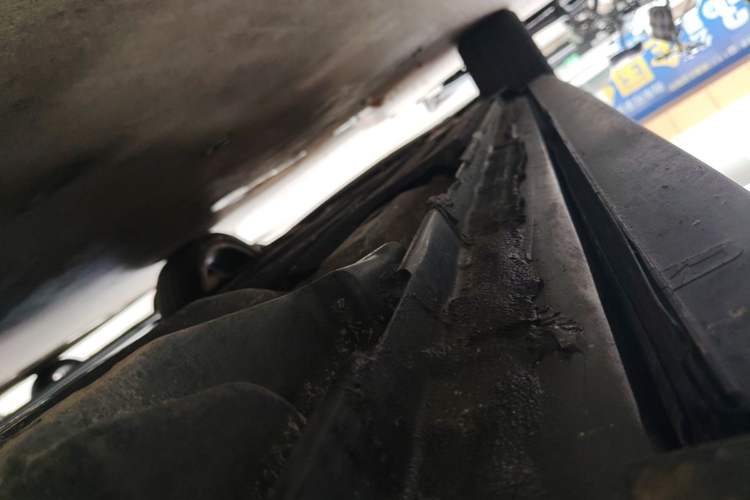 Used Lynk & Co 05 2022 2.0TD Four-Wheel Drive Dynamic Halo Left Side Sill
