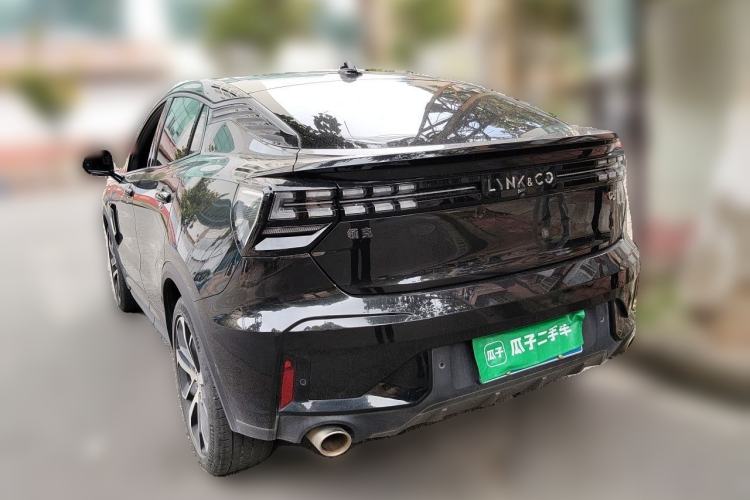 Used Lynk & Co 05 2022 2.0TD Four-Wheel Drive Dynamic Halo Rear Left 45 Deg