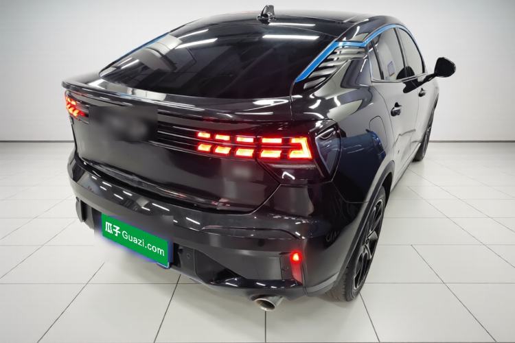 Used Lynk & Co 05 2022 2.0T Two-Wheel Drive Shine Halo Rear Right 45 Deg