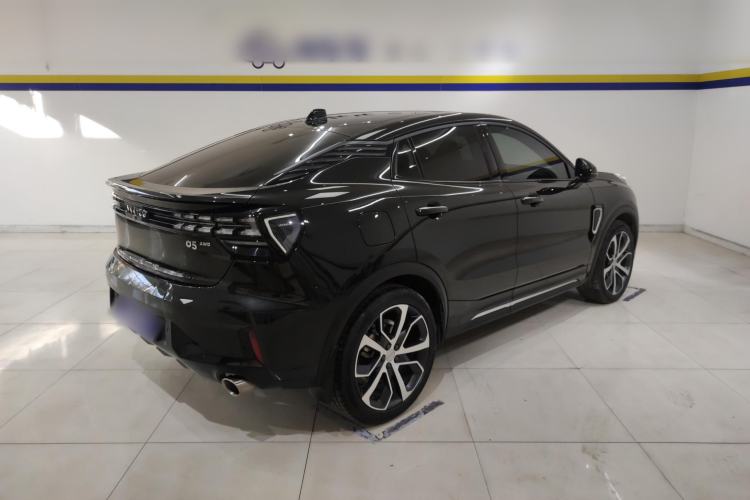 Used Lynk & Co 05 2022 2.0TD Four-Wheel Drive Dynamic Halo Rear Right 45 Deg