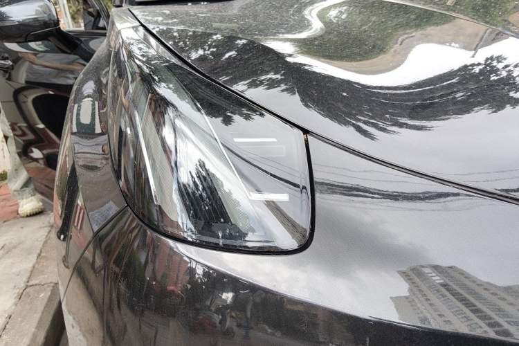 Used Lynk & Co 05 2022 2.0TD Four-Wheel Drive Dynamic Halo Right Front Headlight