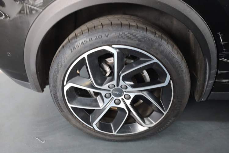 Used Lynk & Co 05 2022 2.0T Two-Wheel Drive Shine Halo Right Rear Wheel Hub