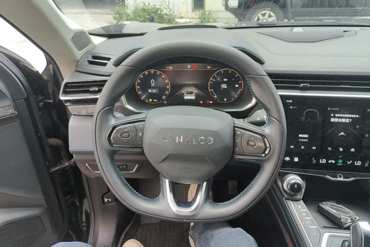 Used Lynk & Co 05 2022 2.0T Two-Wheel Drive Shine Halo Steering Wheel