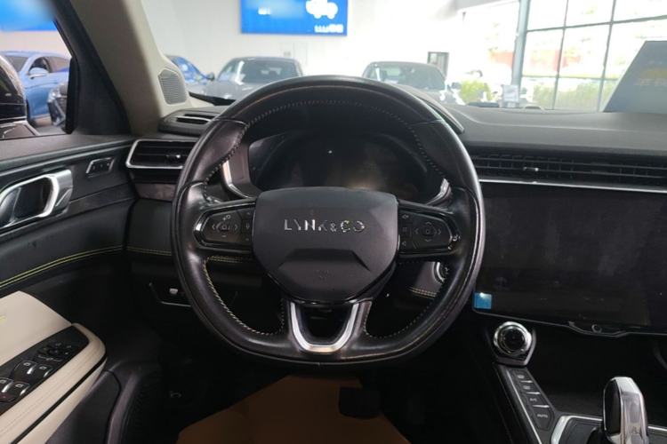 Used Lynk & Co 05 2022 2.0T Two-Wheel Drive Shine Halo Steering Wheel