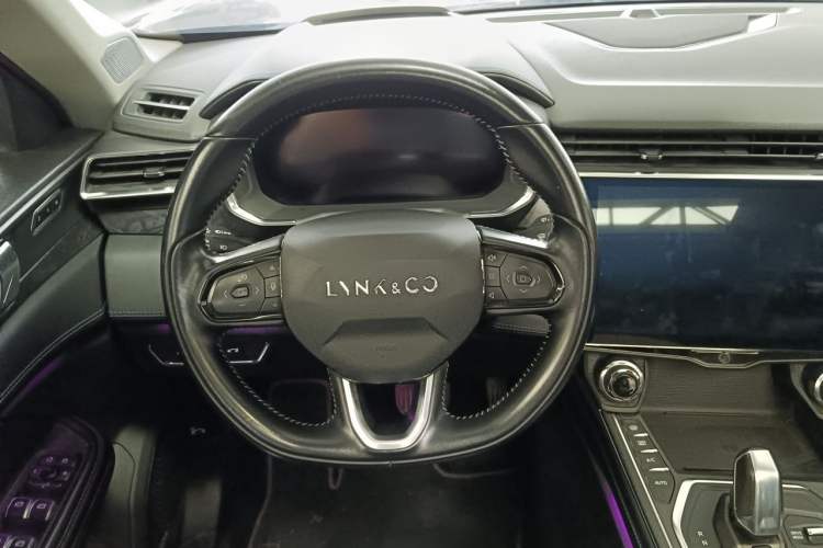 Used Lynk & Co 05 2022 2.0T Two-Wheel Drive Shine Halo Steering Wheel