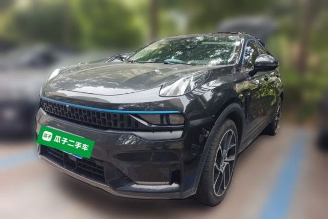 Ojetý Lynk & Co 05 2022 2.0T Two-Wheel Drive Shine Halo