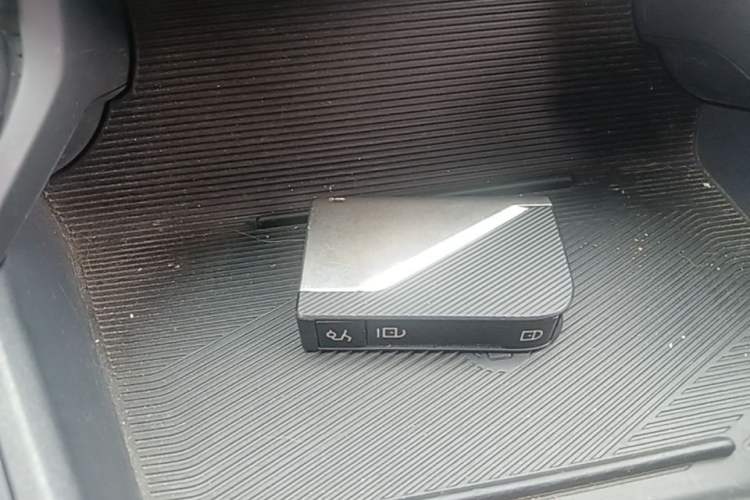 Used Lynk & Co 05 2022 2.0T Two-Wheel Drive Shine Halo Vehicle Key