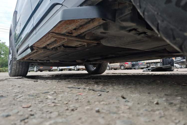 Used Lynk & Co 05 2022 2.0T Two-Wheel Drive Shine Halo Left Side Sill