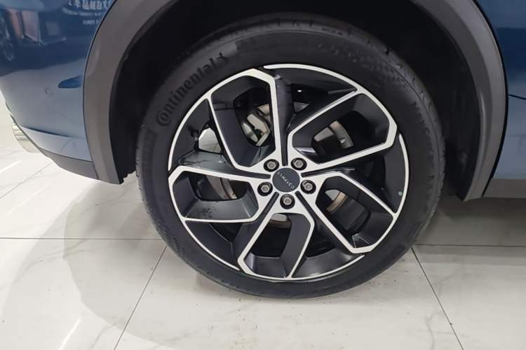 Used Lynk & Co 05 2022 2.0T Two-Wheel Drive Shine Halo Right Rear Wheel Hub
