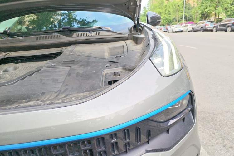 Used Lynk & Co 05 2022 2.0T Two-Wheel Drive Shine Halo Engine Bay Left
