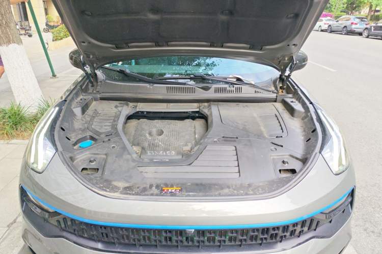 Used Lynk & Co 05 2022 2.0T Two-Wheel Drive Shine Halo Engine Bay