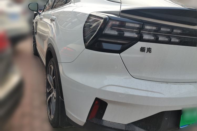 Used Lynk & Co 05 2022 2.0TD Four-Wheel Drive Dynamic Halo Rear Left 45 Deg
