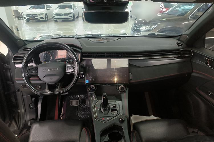 Used Lynk & Co 05 2022 2.0TD Four-Wheel Drive Dynamic Halo Center Console