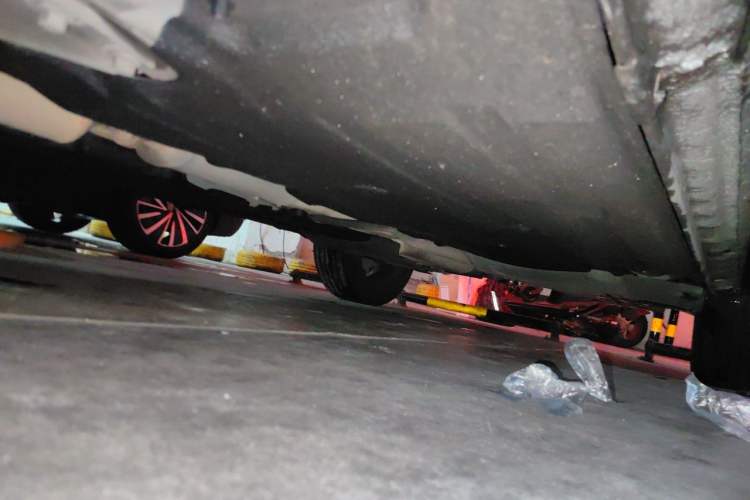 Used Lynk & Co 05 2022 2.0T Two-Wheel Drive Shine Halo Chassis Front Left