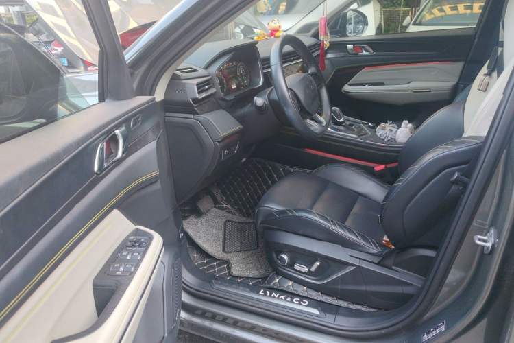 Used Lynk & Co 05 2022 2.0T Two-Wheel Drive Shine Halo Driver Seat