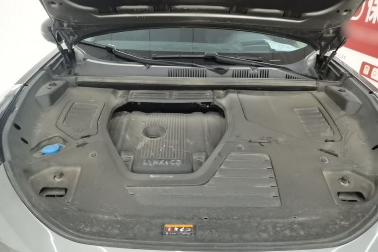Used Lynk & Co 05 2022 2.0T Two-Wheel Drive Shine Halo Engine Bay
