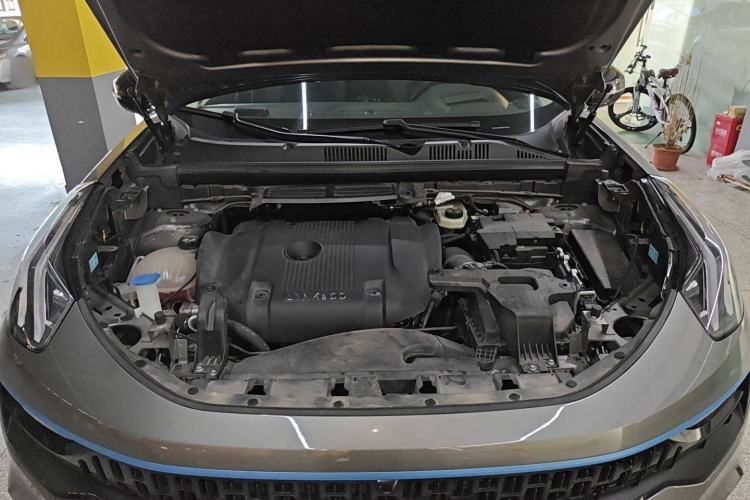 Used Lynk & Co 05 2022 2.0T Two-Wheel Drive Shine Halo Engine Bay