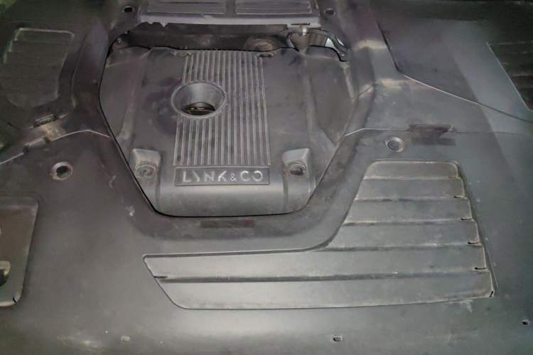 Used Lynk & Co 05 2022 2.0T Two-Wheel Drive Shine Halo Engine Bay