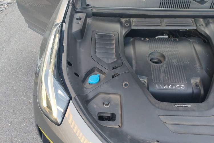 Used Lynk & Co 05 2022 2.0T Two-Wheel Drive Shine Halo Engine Bay Right