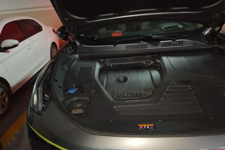 Used Lynk & Co 05 2022 2.0T Two-Wheel Drive Shine Halo Engine Bay Right