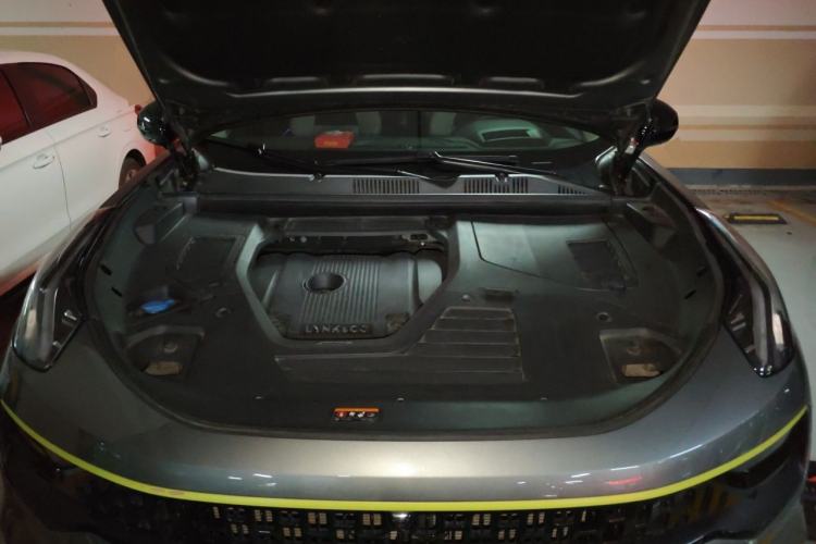 Used Lynk & Co 05 2022 2.0T Two-Wheel Drive Shine Halo Engine Bay