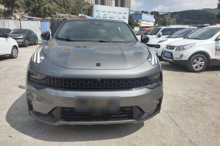 Used Lynk & Co 05 2022 2.0TD Four-Wheel Drive Dynamic Halo Exterior 1