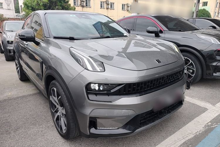 Used Lynk & Co 05 2022 2.0TD Four-Wheel Drive Dynamic Halo Exterior 1