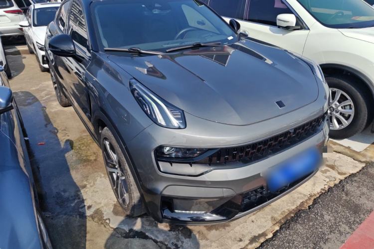 Used Lynk & Co 05 2022 2.0TD Four-Wheel Drive Dynamic Halo Exterior 1