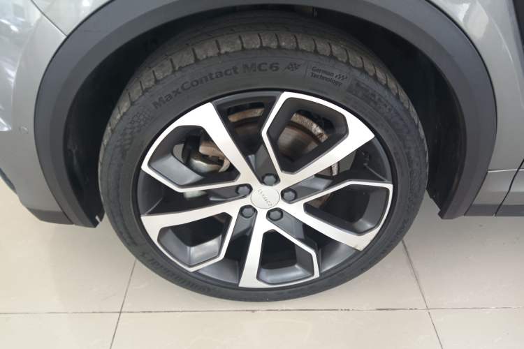 Used Lynk & Co 05 2022 2.0TD Four-Wheel Drive Dynamic Halo Exterior 3