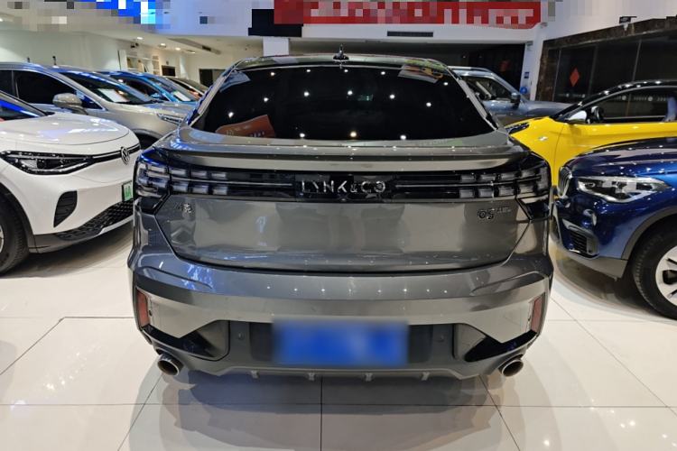Used Lynk & Co 05 2022 2.0TD Four-Wheel Drive Dynamic Halo Exterior 4