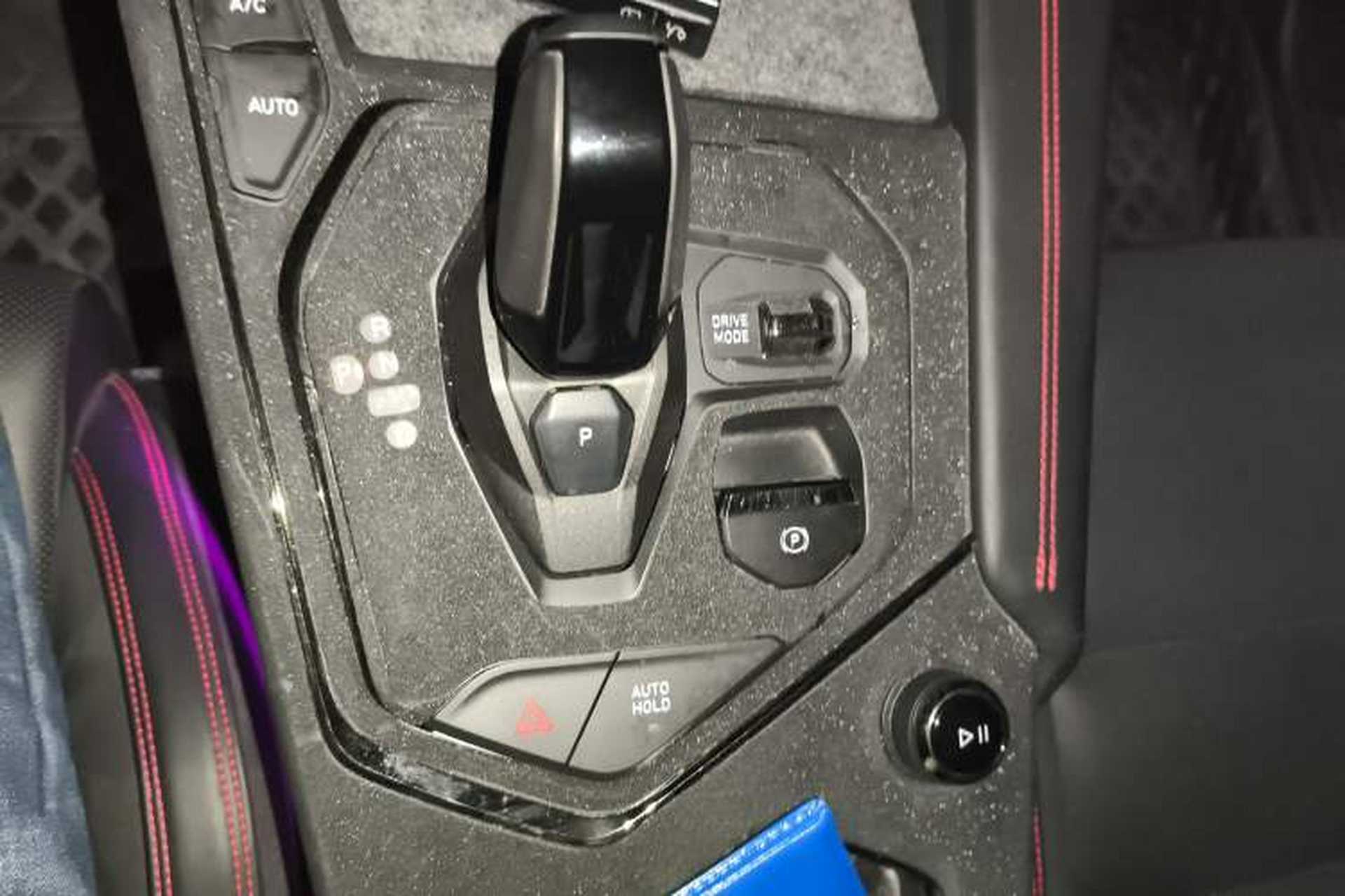 Used Lynk & Co 05 2022 2.0TD Four-Wheel Drive Dynamic Halo Gear Lever