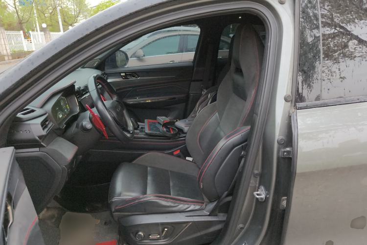 Used Lynk & Co 05 2022 2.0TD Four-Wheel Drive Dynamic Halo Left Front Seat