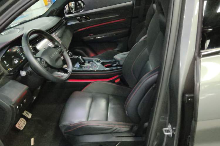 Used Lynk & Co 05 2022 2.0TD Four-Wheel Drive Dynamic Halo Left Front Seat