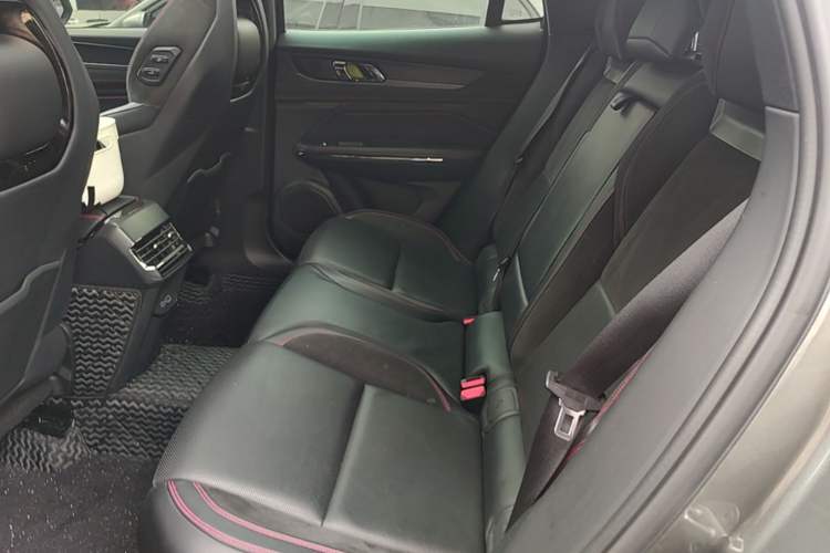 Used Lynk & Co 05 2022 2.0TD Four-Wheel Drive Dynamic Halo Left Rear Seat