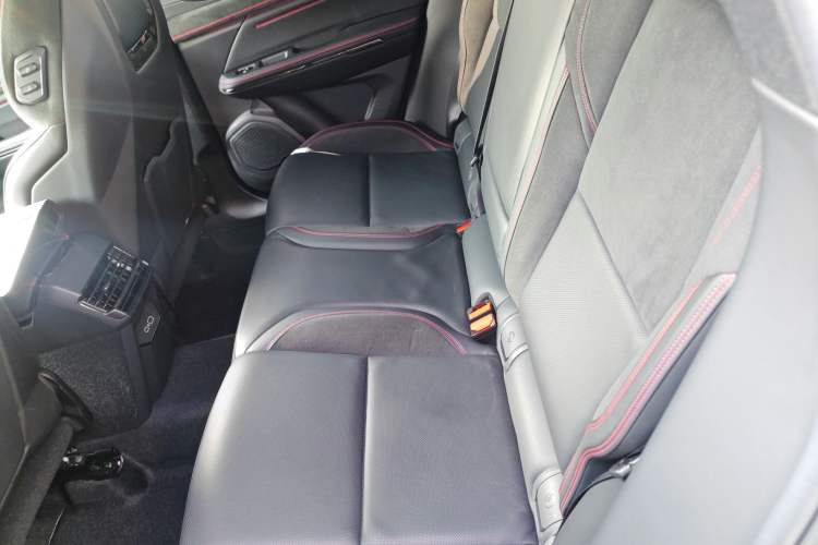 Used Lynk & Co 05 2022 2.0TD Four-Wheel Drive Dynamic Halo Left Rear Seat