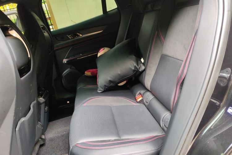 Used Lynk & Co 05 2022 2.0TD Four-Wheel Drive Dynamic Halo Left Rear Seat